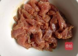 莴笋炒肉的做法图解2