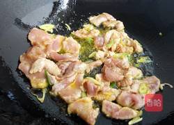 彩椒胡萝卜炒肉片的做法图解5