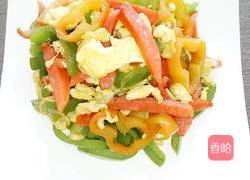 双椒火腿炒鸡蛋的做法图解6