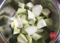 蒜蓉丝瓜爱心蛋的做法图解1