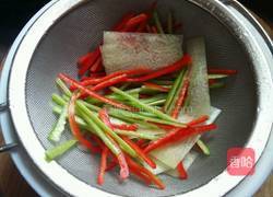 酸辣西瓜卷的做法图解5