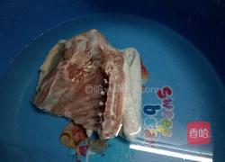 鸭肉笋干汤的做法图解2