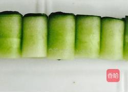 响油黄瓜卷的做法图解3