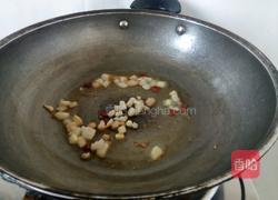 毛豆肉丁的做法图解2