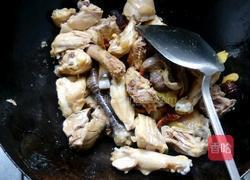 毛豆烧仔鸡的做法图解3