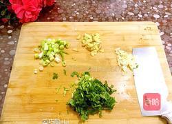 豆芽韭菜炒虾仁的做法图解5