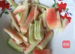 凉拌西瓜皮的做法图解3