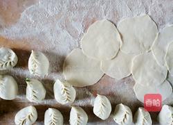 猪肉豆角馅饺子的做法图解6