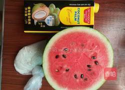 椰汁西瓜盅的做法图解1