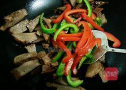 彩椒炒猪舌的做法图解10