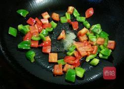 彩椒炒鸡丁的做法图解5