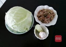 卷心菜包肉的做法图解1
