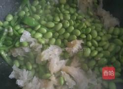 银耳素炒青豆的做法图解9