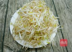 凉拌绿豆芽的做法图解1