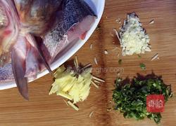 剁椒鱼头的做法图解3