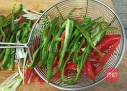 双椒萝卜丝的做法图解3