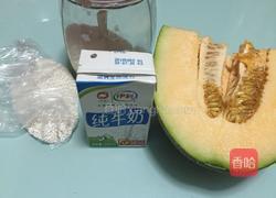 哈密瓜西米露的做法图解1