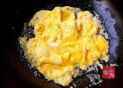 圣女果炒鸡蛋的做法图解6