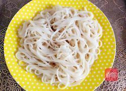 圣女果炒鸡蛋拌面的做法图解12