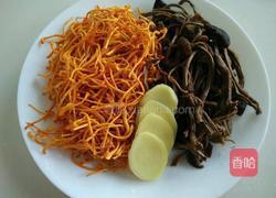鲜虫草花煲鸡汤的做法图解4