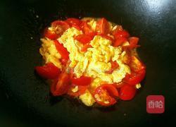 圣女果炒鸡蛋的做法图解10