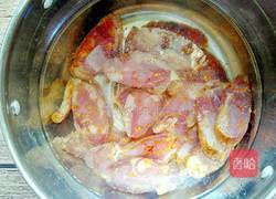 卷心菜炒腊肠的做法图解4