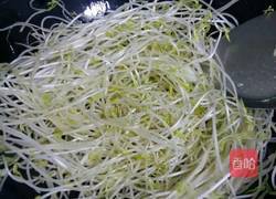 剁辣椒炒绿豆芽的做法图解5