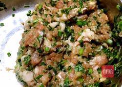 韭菜猪肉蒸饺的做法图解1