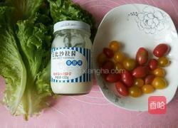 圣女果沙拉的做法图解1