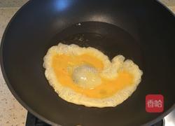 卷心菜粉条炒鸡蛋的做法图解4