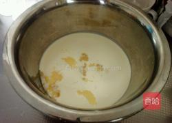 小黄人奶油蛋糕的做法图解2