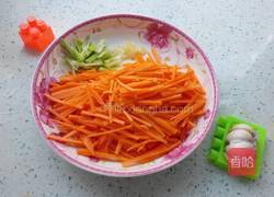 胡萝卜丝炒肉丝的做法图解3