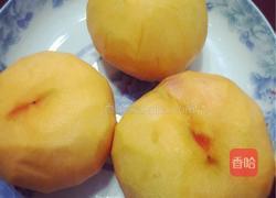 黄桃罐头的做法图解1