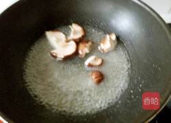 卷心菜炒香菇的做法图解5