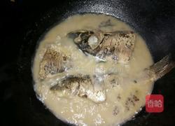 鱼烩粉条青菜的做法图解3