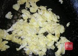 卷心菜炒馒头的做法图解3