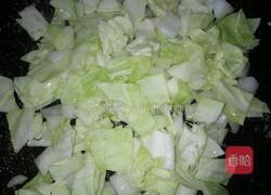 卷心菜炒馒头的做法图解4
