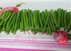 豆角丝炒肉的做法图解2