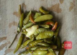 泡椒炒鹅杂的做法图解2