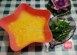 绿豆芽炒鸡蛋的做法图解3