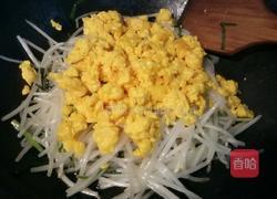 绿豆芽炒鸡蛋的做法图解9