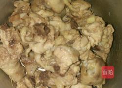 香菇辣子鸡的做法图解1