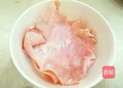 黄瓜拌猪皮的做法图解1