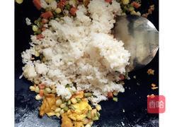 多彩蛋炒饭的做法图解7
