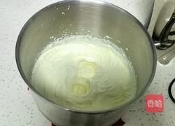 酸奶慕斯蛋糕的做法图解6