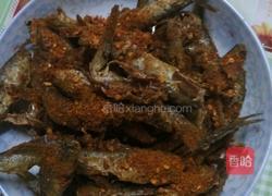 油炸麻辣小鱼的做法图解8