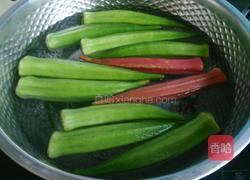 白灼秋葵的做法图解1