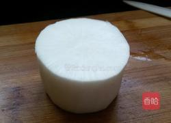 白萝卜银耳蜂蜜盅的做法图解2