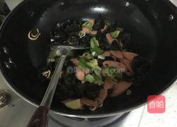 鸡蛋火腿炒木耳的做法图解4