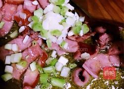 彩椒炒烤肠的做法图解5